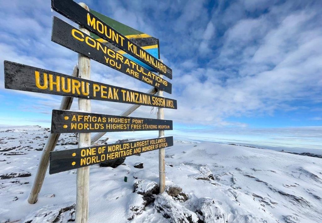 Summit-kilimanjaro-Rove Adventurers Africa